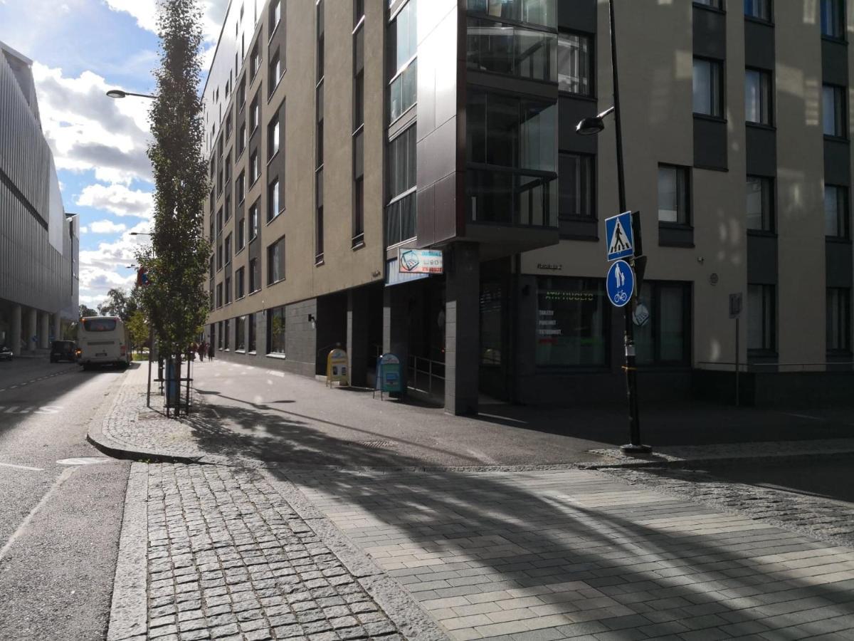 Charming Pine View Apartment Vantaa Bagian luar foto
