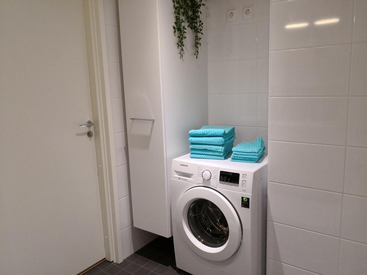 Charming Pine View Apartment Vantaa Bagian luar foto
